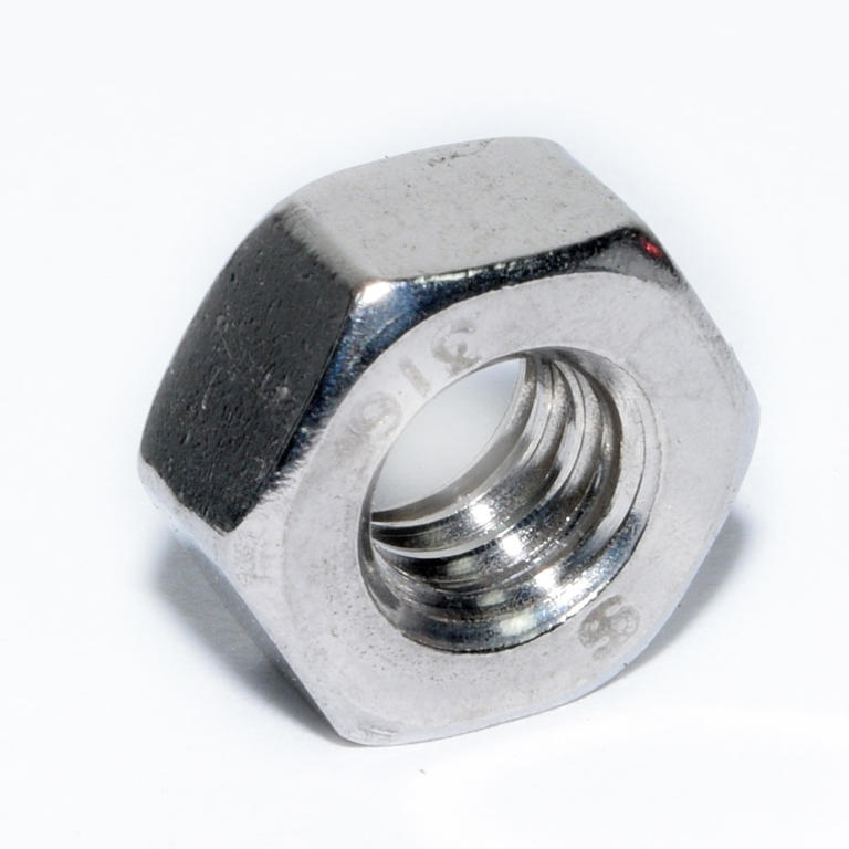 316 SS FINISHED HEX NUT 1/4-20