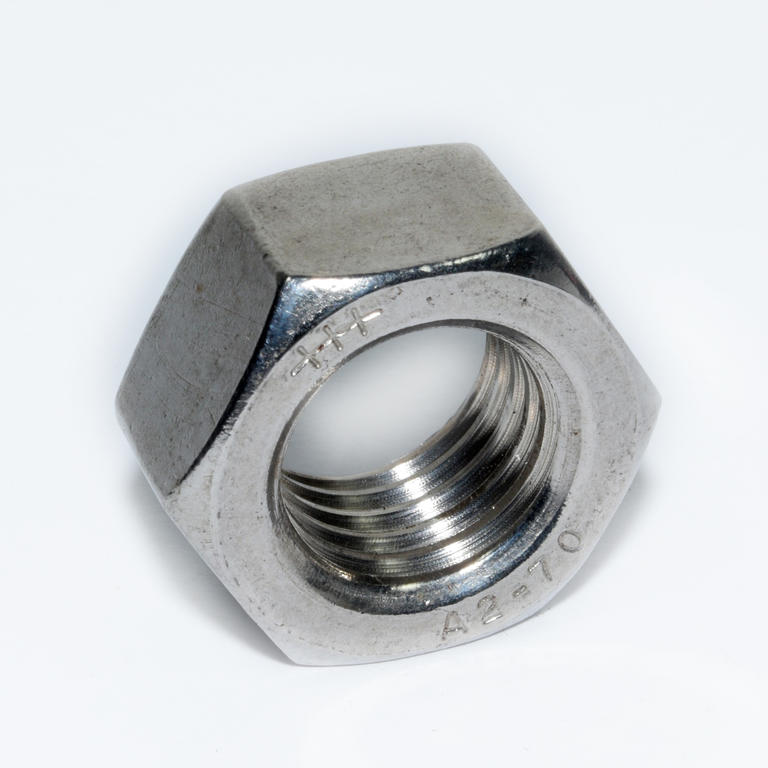 304 SS MET FULL HEX NUT M16X2.0P