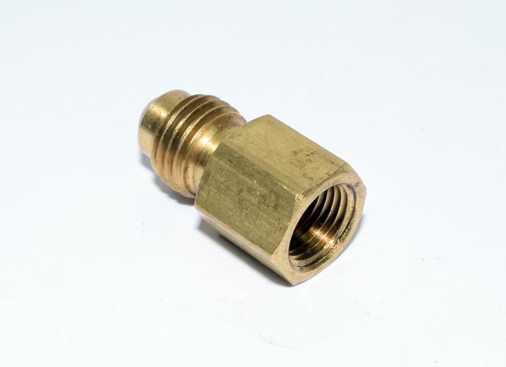 SAE FLARED FEMALE CONNECTOR 1/4TUBEX1/8FPT 46X4