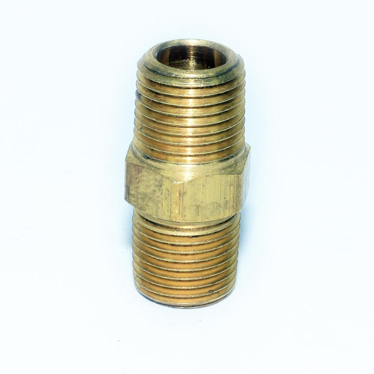 BRASS HEXAGON NIPPLE 1/2MPTX3/8MPT