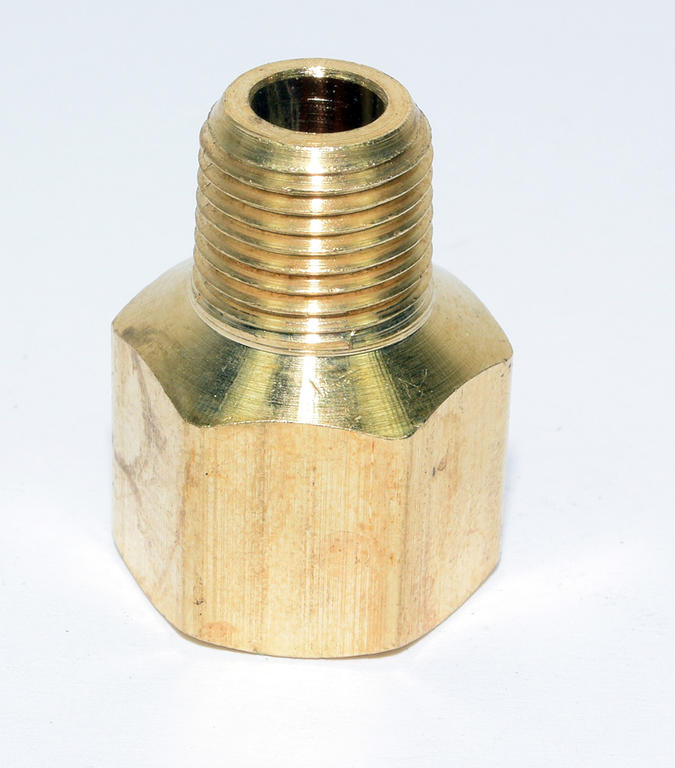 BRASS PIPE ADAPTER 1/4MPTX3/8FPT