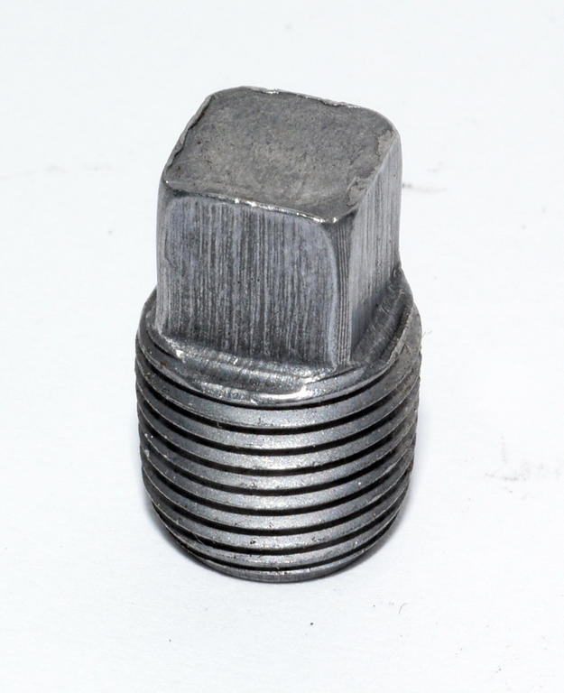 BLACK PIPE FITTING SQUARE HD 1/8NPT 300#
