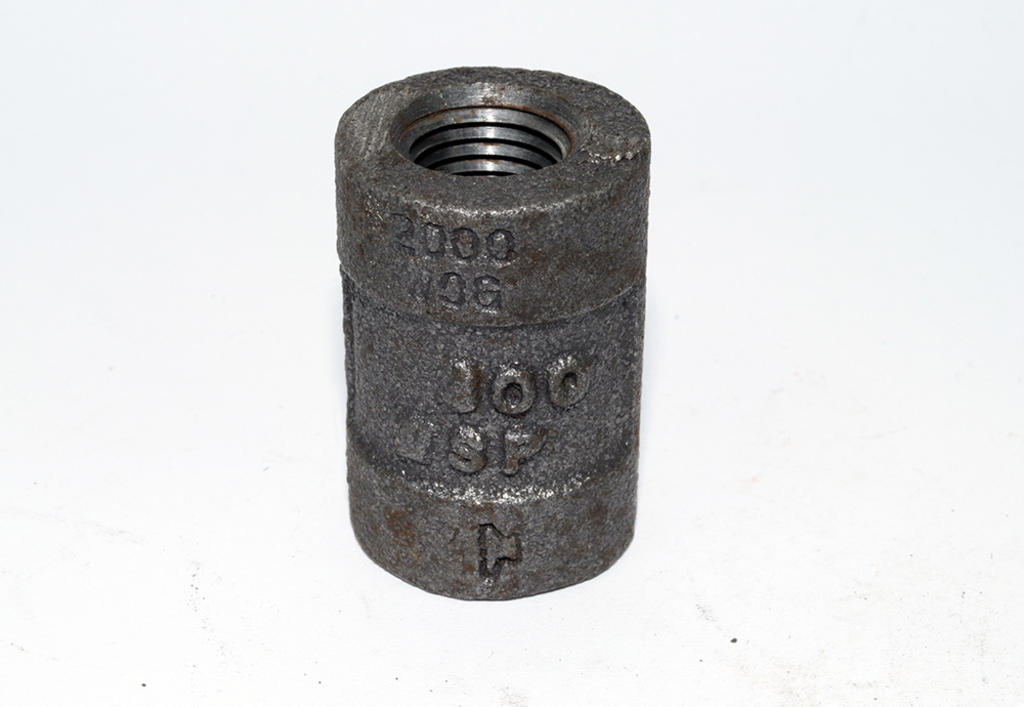 BLACK MALLEABLE PIPE COUPLING(XH) 3/4 NPT 300#