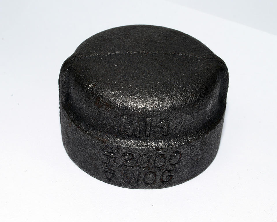 BLACK MALLEABLE PIPE FITTING CAP 1" NPT 300#