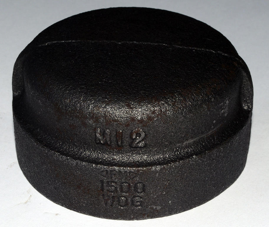 BLACK MALLEABLE PIPE FITTING CAP 2" NPT 300#