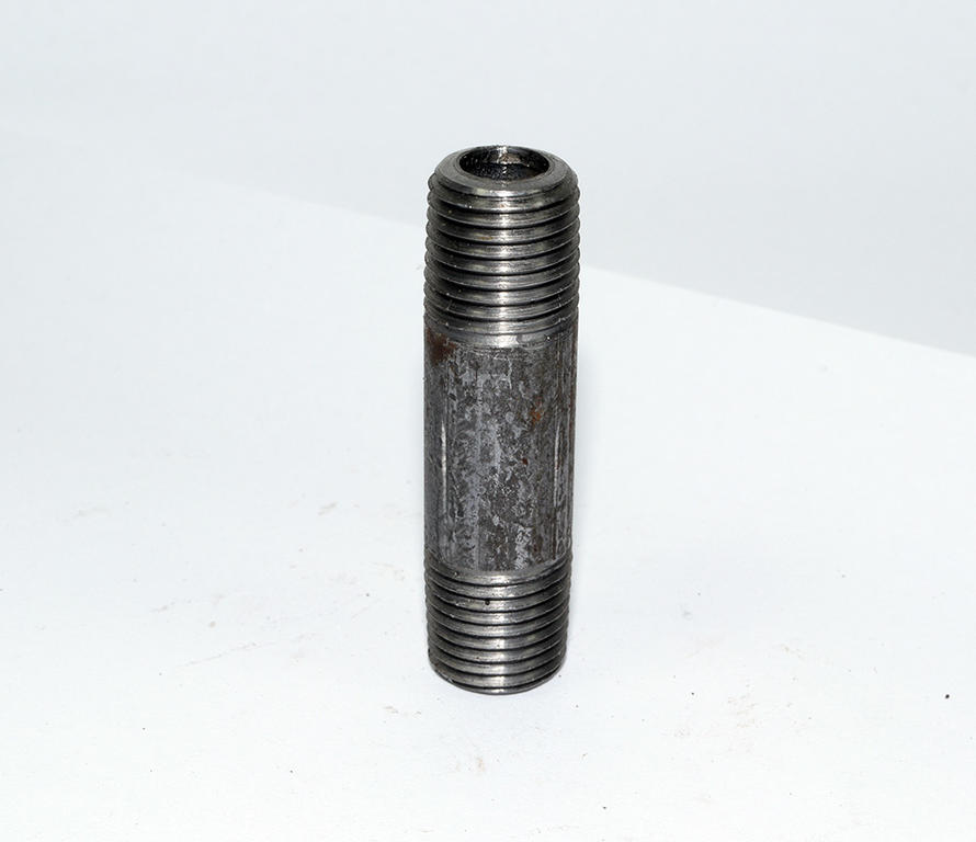 BLACK PIPE LONG NIPPLE 3/8X3-1/2 NPT 300#