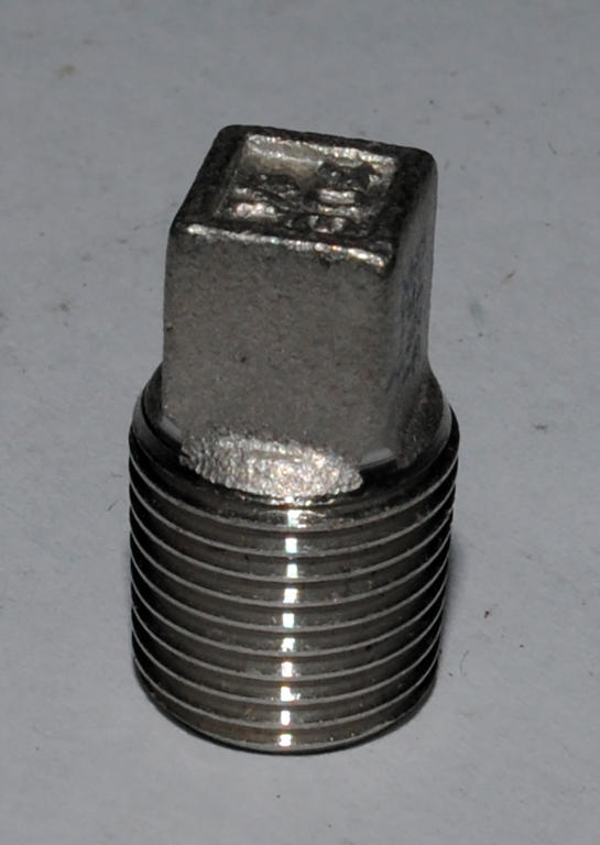 304 SS SQUARE HEAD PLUG 1"