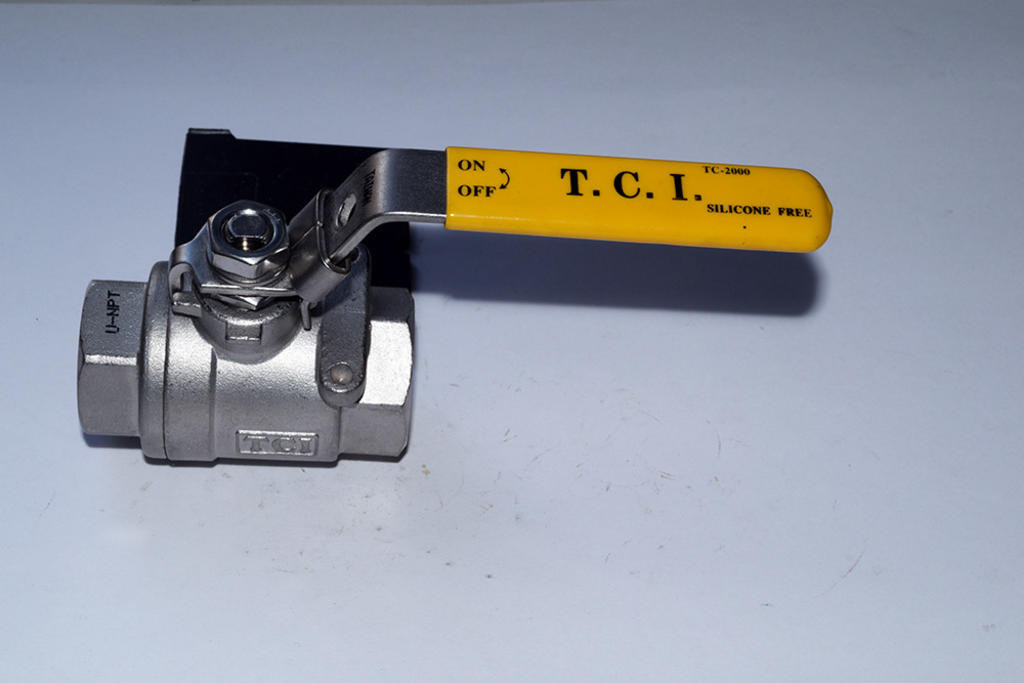 3/4 316 SS 2000# THRD 2PC BALL VALVE