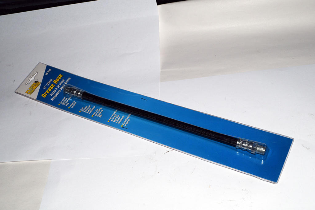 FLEXIBLE HOSE 12" FOR GREASE GUN 1/8 NPT