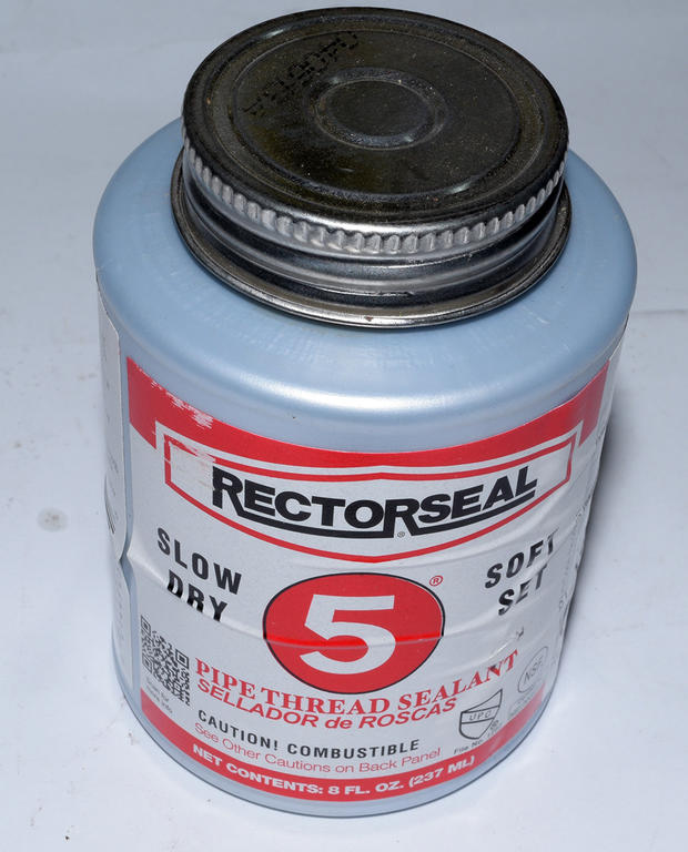 SEALANT PIPE THREAD W/TEFLON 4OZ CAN W/BRUSH WHITE PASTE SAFE ON PLASTICS