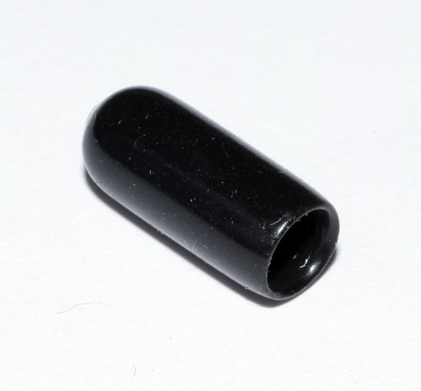VINYL CAPS BLACK FITS 3/16-1/4" DIA 1/2" LONG